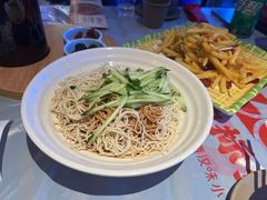 -肥肥虾庄·金牌油焖大虾(杨园滨江时代walk店)