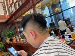 -尼特斯男士发型馆