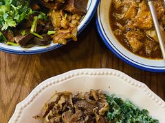 -CowCow其其·牛杂咖啡公司(六运店)