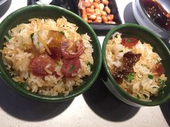 特色腊味煲仔饭-百年果林椰子鸡(中洲店)
