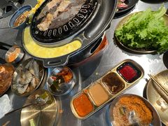 -胡悦里韩式烤肉(芝罘万达广场店)