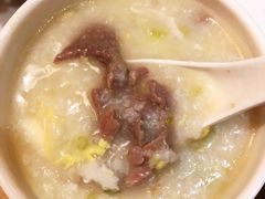 窝蛋牛肉粥-火齐潮汕砂锅粥(五道口店)