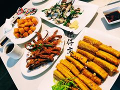 -肥仔文澳门猪骨煲(南京西路店)