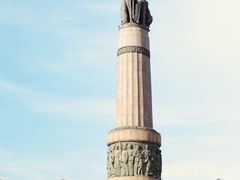 -人民防洪胜利纪念塔