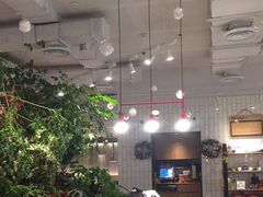 大堂-必胜客(百联又一城店)