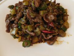 脆口酸菜炒牛肉-1921餐厅.精选.浙味(一线西湖湖景店)
