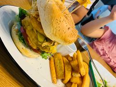 -HELLO 27 意面·沙拉·帕尼尼