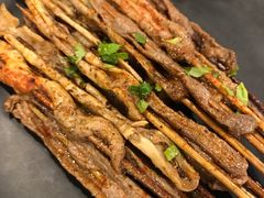-陈员外正宗夹江烧烤(广福路店)
