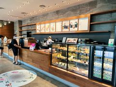 -星巴克臻选(广州高德置地秋广场店)