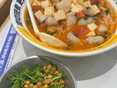 -粉小主·贵州酸汤牛肉粉(南京仙林金鹰店)