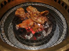 -山川小町·极番烧肉(新地假日广场店)