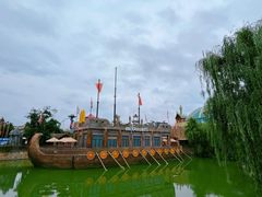 -七彩云南欢乐世界
