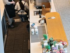 -星巴克(湖州凤凰时代广场店)