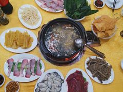 -濠轩阁特色生蚝火锅(水湾路店)