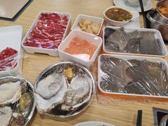 -杨老板·海鲜集市火锅·鲜切牛肉(中防万宝店)