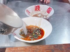 -周小波重庆小面·重庆名小吃(邹容路店)