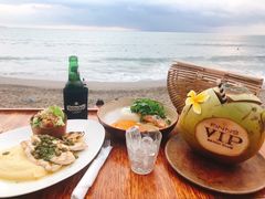-FINNS Beach Club