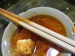-渝嘴小老弟老火锅(华新村店)