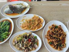 -红月湾海鲜饭店•沙滩海景(双月湾店)