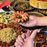 吃完发现果然名不虚传!小龙虾真的巨好吃!