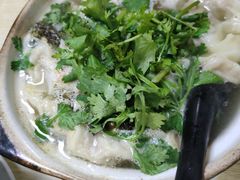 -小许三鲜砂锅馄饨店(家多乐烟酒店)