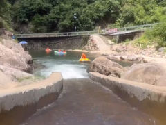 -安吉龙王山峡谷漂流
