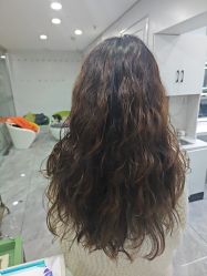 -镁连社·美联社