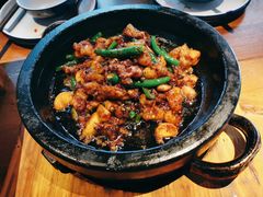 酱爆石锅蛙-绿茶餐厅(光谷世界城步行街店)