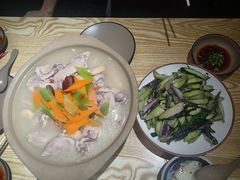 -叁煨蹄花·下饭盐帮菜(人民广场店)