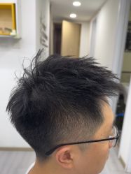 -LILI·HAIR SALON理理造型