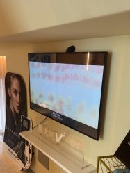 -安吉拉·纤纤玉指美甲美睫创意中心