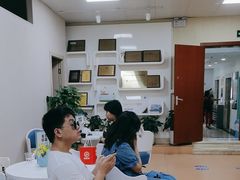 -上海和平眼科医院