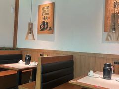 -江渔儿酸菜鱼·拔草餐厅(虎门君乐汇店)