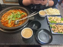 -灶知轩湘西石锅鱼(万佳广场店)