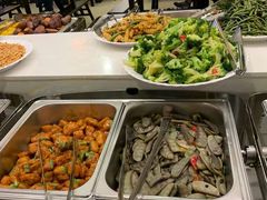 自助取餐区-岷山饭店-芝芝自助餐厅