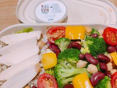 大麦低温鸡胸均衡沙拉-SHUBO蔬小盒(三里屯店)