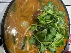 -肥汁米蘭香港米线(长宁来福士店)