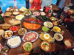 -萍姐火锅·公路夜市(武汉首店)