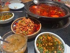 -小饕荟雅安贡椒鱼鲜馆(广福桥店)