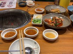 -草家酱蟹炭火烤肉店(珲春南路一店)