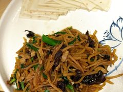 -关东小磨东北菜(上海长风大悦城店)