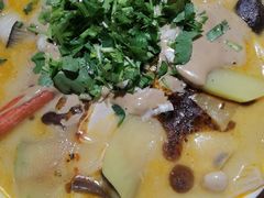 -菲哥麻辣烫(贵山小区店)