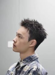 -东方先生国潮男士理发馆