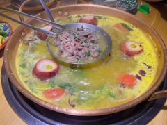 -洱火云南酸菜牛肉火锅(石景山当代商城店)