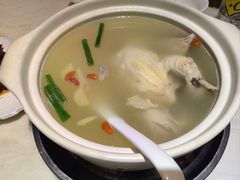 弯弯鸡汤-19号私房菜(云南路店)