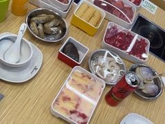 -杨老板·海鲜集市火锅·鲜切牛肉(中防万宝店)