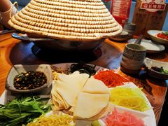 -野山舂·贵州现舂酸汤牛肉(鸿通城店)