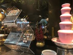 -朗丽兹自助餐厅