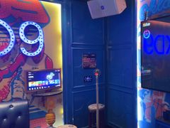 -UK派对KTV(日月广场店)