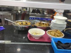 自助取餐区-老陆稿荐(西中市店)